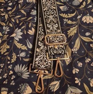 Pom Pom London Strap NWOT